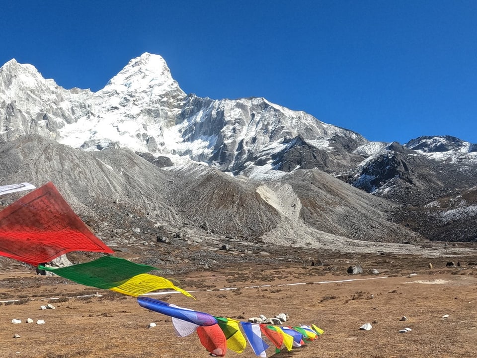 Beim Aufstieg (auf die Ama Dablam, Nepal) dank Vorakklimatisation schneller unterwegs. 