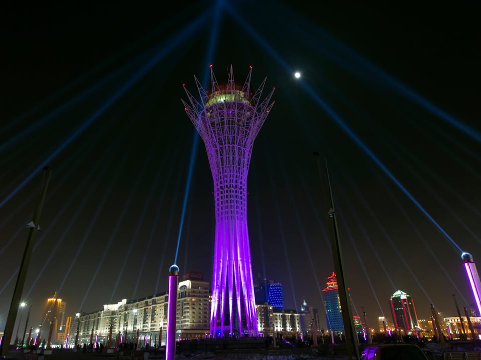 Der Bajeterek-Turm in einer Aufnahme von 2013