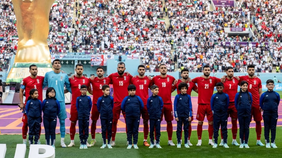 Fussbal Nati Iran bei ihrem ersten spiel bei der WM in Katar