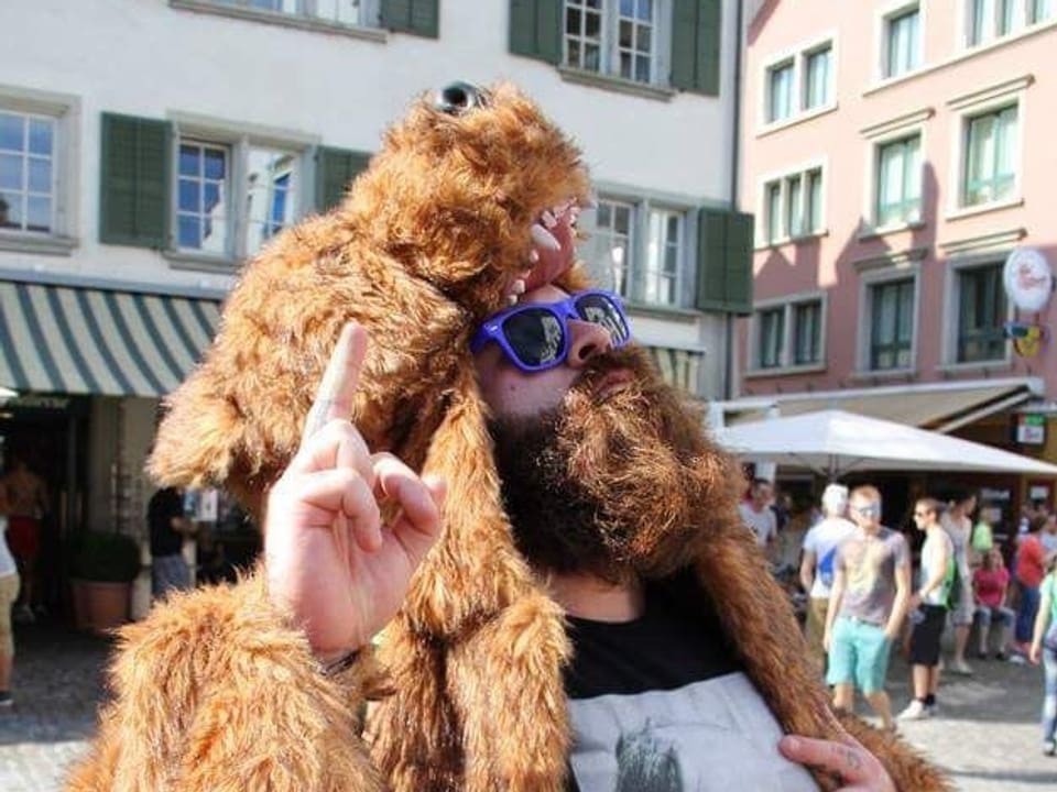 In Bern ist der Bär (Martin) los. 