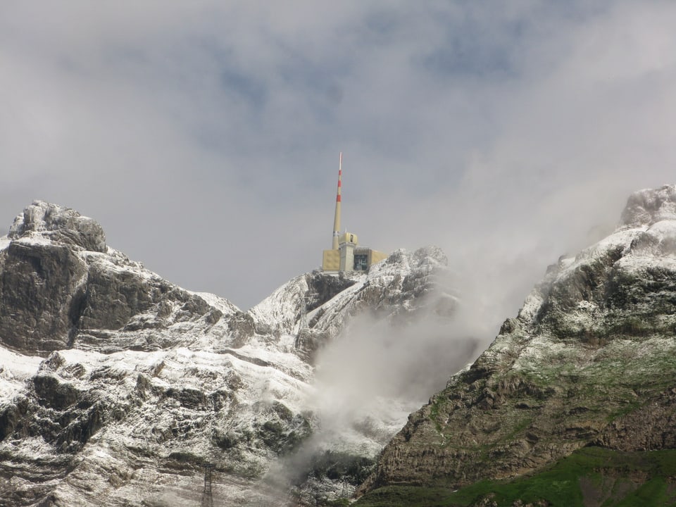  Aufhellungen nach dem Wintereinbruch im Alpstein der Schee reicht bis etwas unterhalb Schwägalp.