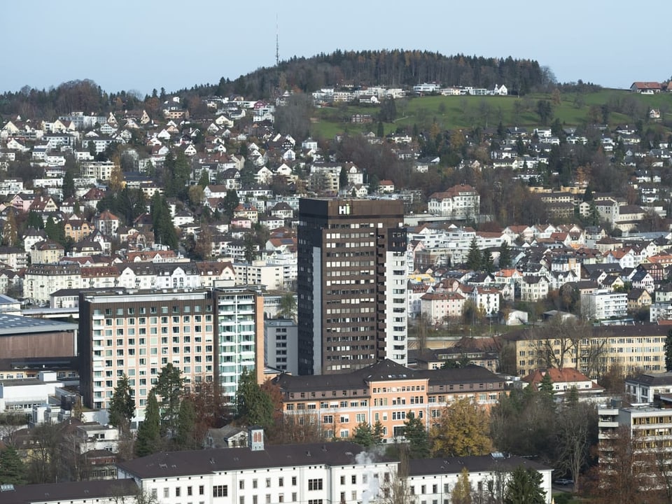 Das höchste Gebäude in der Stadt St.Gallen: Das Haus 04 des Kantonsspitals. 