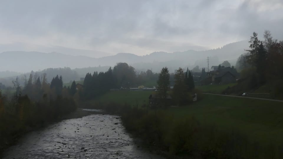 Thurweg in Krummenau mit Blick Richtung Wolzenalp.
