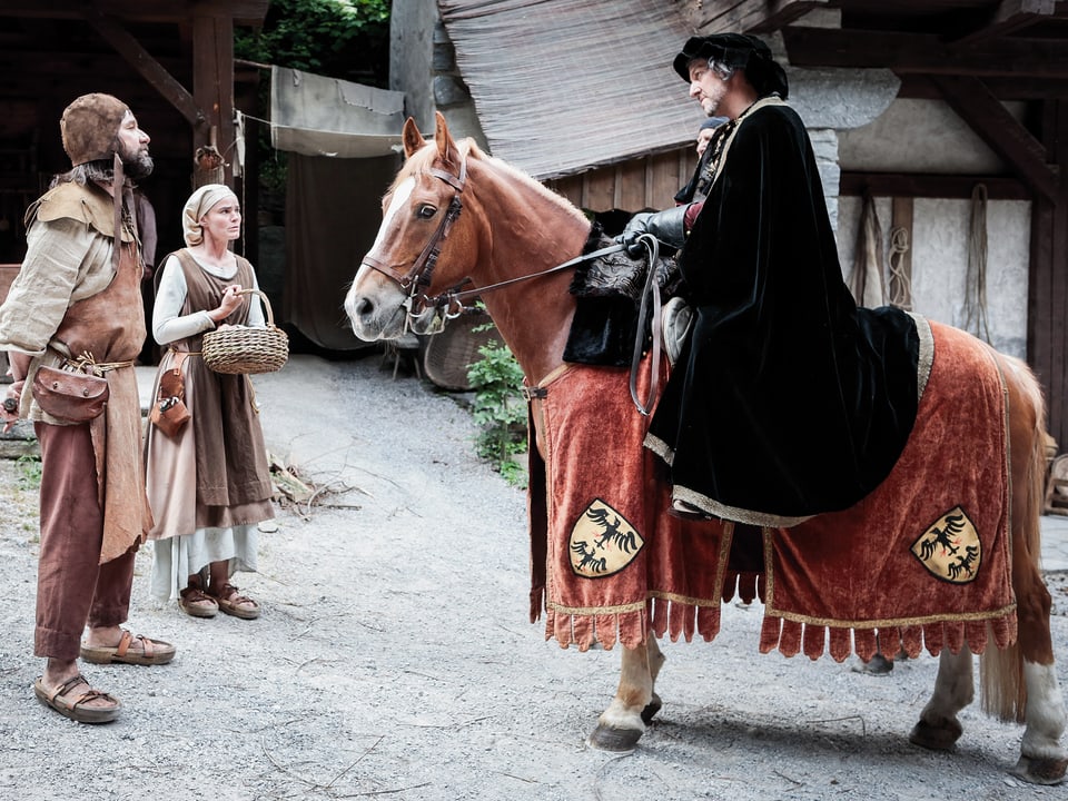 Er muss in seiner Rolle reiten können. 