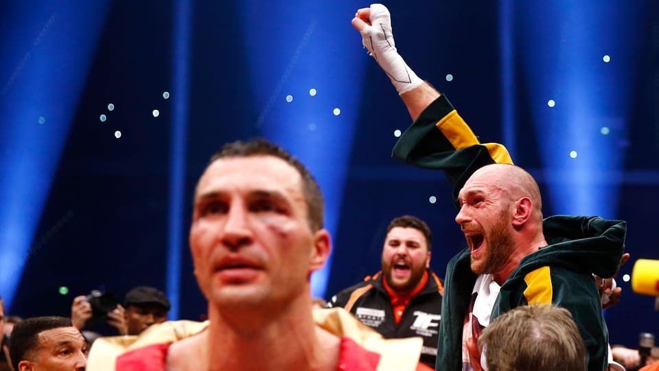 Tyson Fury freut sich, Boxer Wladimir Klitschko ist enttäuscht.
