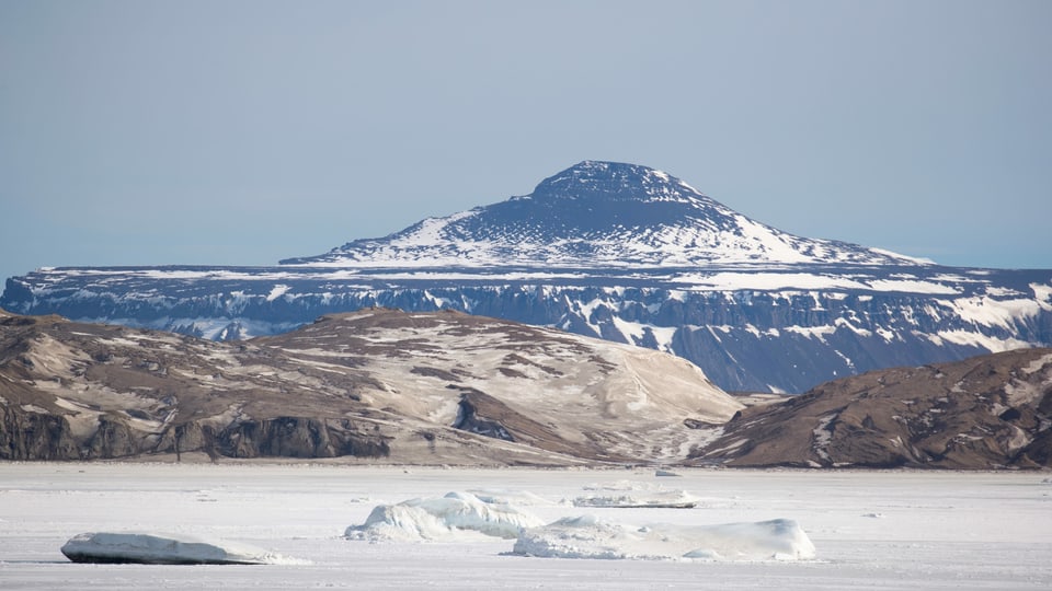 Anblick der Insel am äussersten Rand der Antarktis.