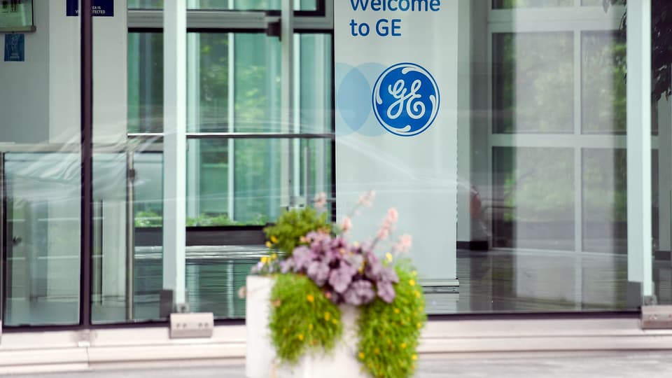Wie viele GE-Angestellte finden wieder eine Stelle?