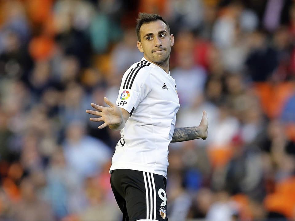 Valencia-Spieler Paco Alcacer.