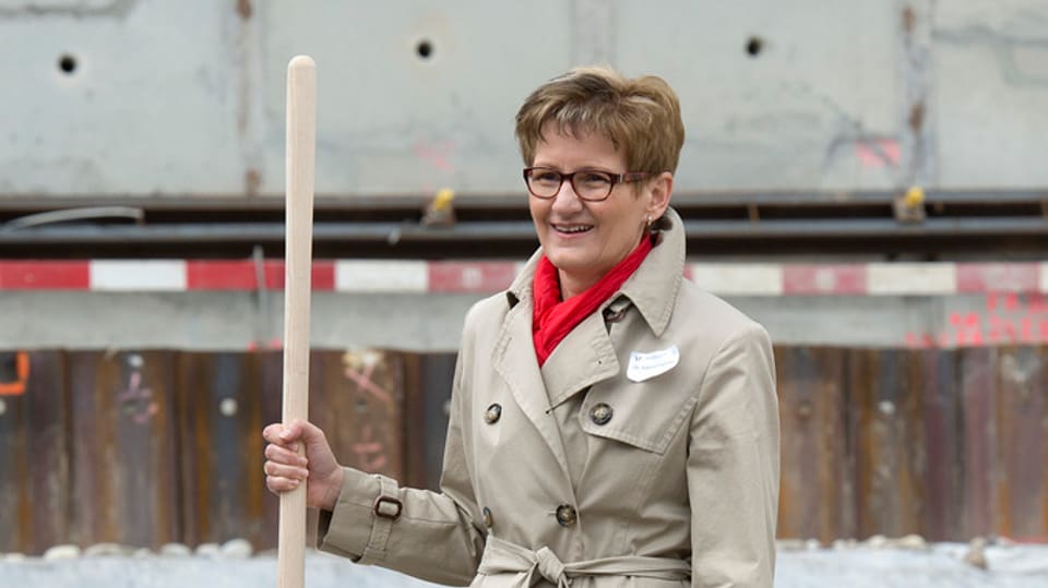 Sabine Pegoraro auf einer Baustelle.