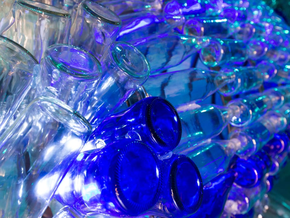 Glasobjekt aus der Zürcher Ausstellung anlässlich der Expo Mailand 2015