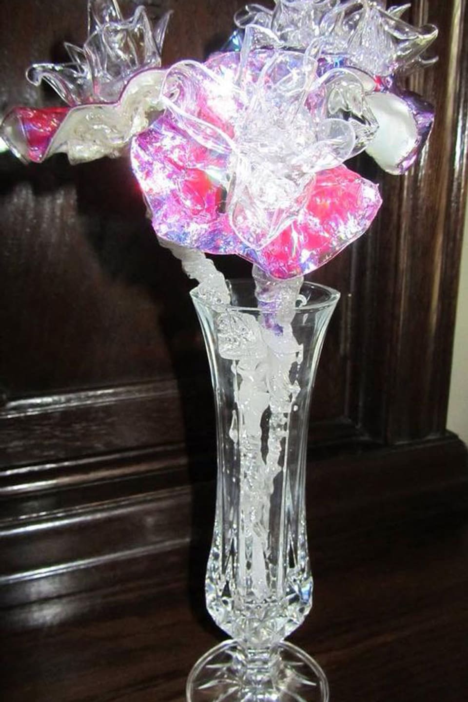 CD-Blumen in einer Vase.