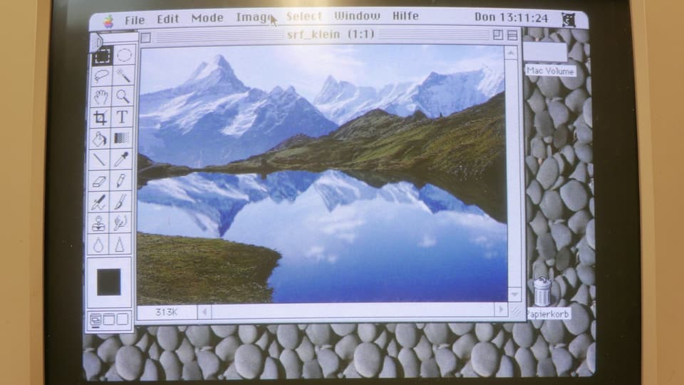 Foto von Eiger, Mönch und Jungfrau - in Farbe - im Photoshop 1.0 auf einem Performa 475.