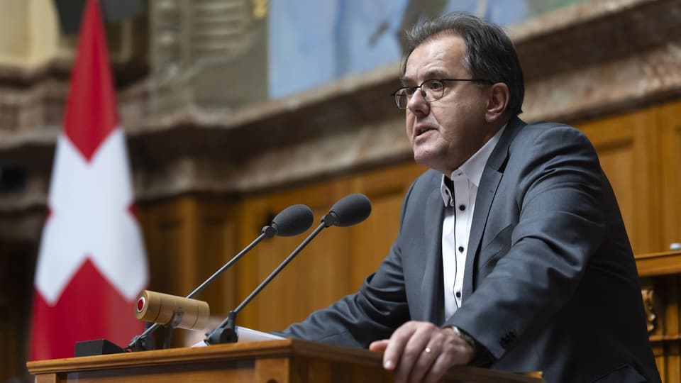 Peter Schilliger (FDP/LU) spricht im Nationalrat.