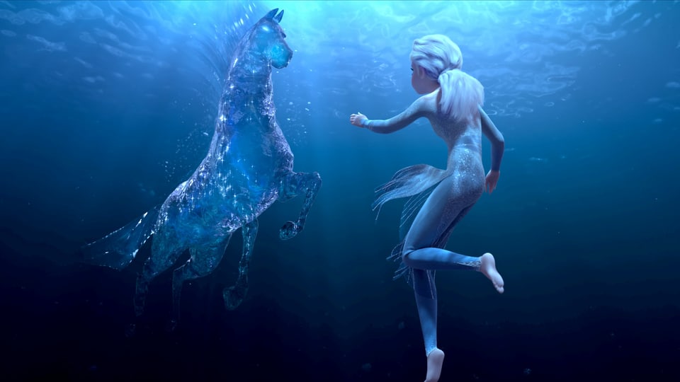 Eiskönigin Elsa im Wasser