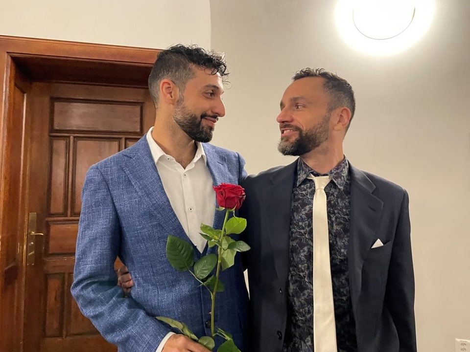 Luca Morreale (links) und Stefano Perfetti lassen heute ihre eingetragene Partnerschaft in eine Ehe umwandeln.
