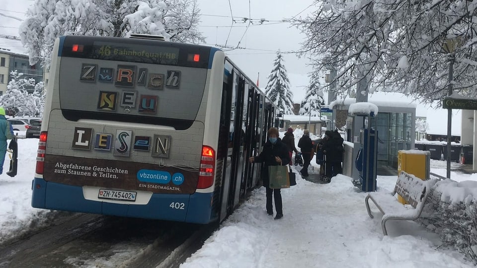 Ein Bus der Zürcher Verkehrsbetriebe (VBZ).