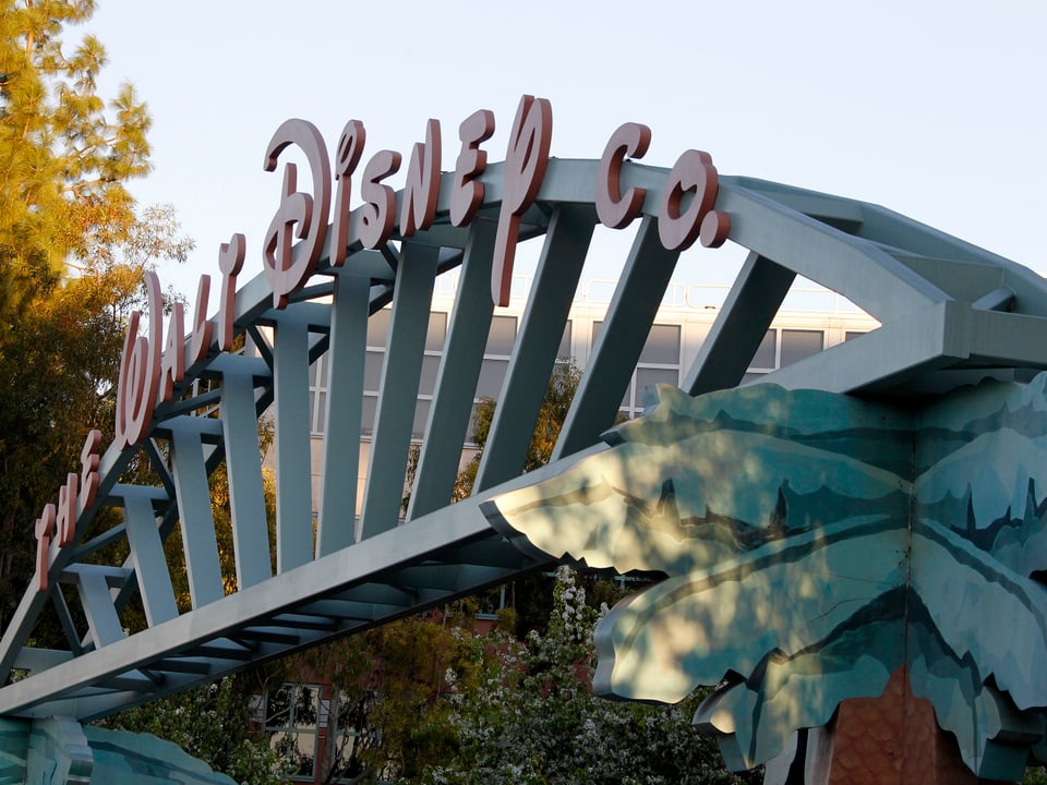 Haupteingang zu den Walt Disney Studios in Burbank/Kalifornien.
