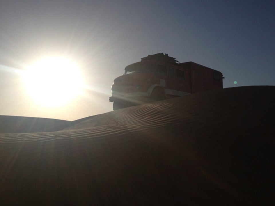 Truck im Sonnenuntergang