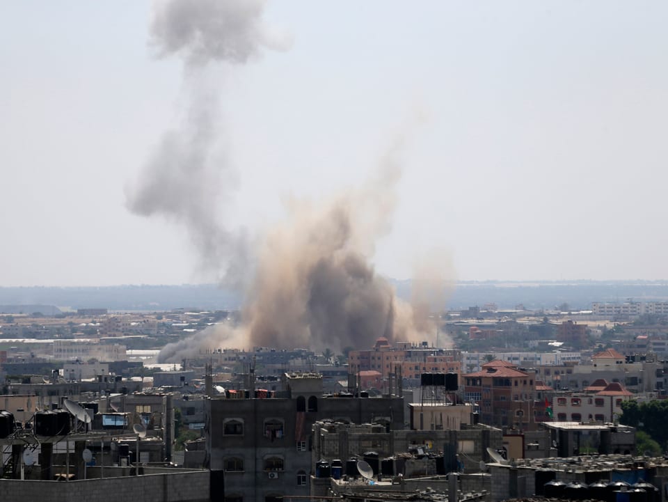 Mutmasslicher Luftangriff des israelischen Militärs auf Rafah im südlichen Gazastreifen.