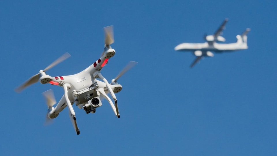 Eine Drohne abzuschiessen, sei gar nicht so einfach, sagt Matthias Heim