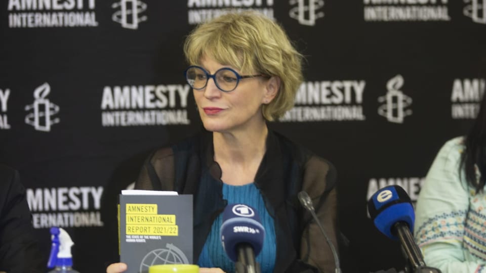Amnesty-Generalsekretärin Agnès Callamard stellt den Jahresbericht der Menschenrechtsorganisation vor.