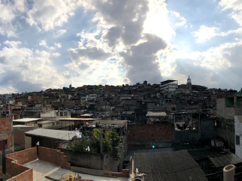 Himmel über Favela