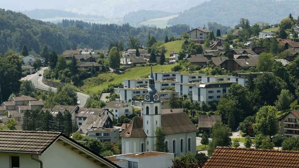 Blick über die Luzerner Vorortsgemeinde Adilgenswil.