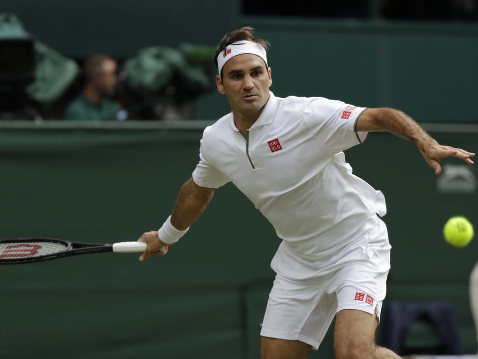 Roger Federer steht nach einem Viersatz-Sieg in der 2. Runde.