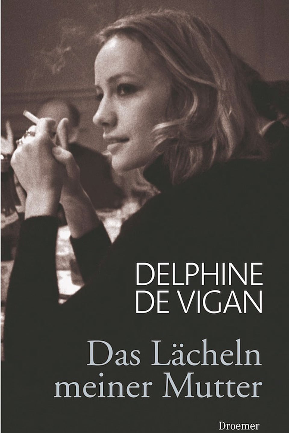 Das Cover des Buches mit dem Bild der Mutter im seitlichen Profil, Zigarette rauchend.
