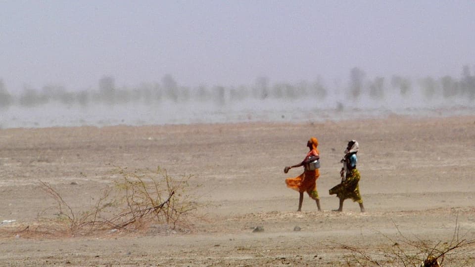 Hitzewelle und Dürre im indischen Ahmadabad. 