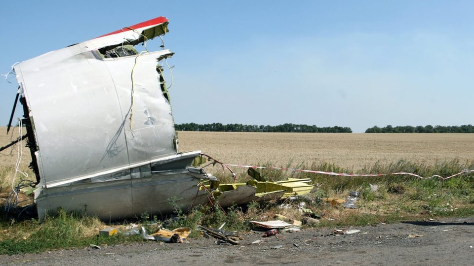 Ein Wrackteil der abgestürzten MH17