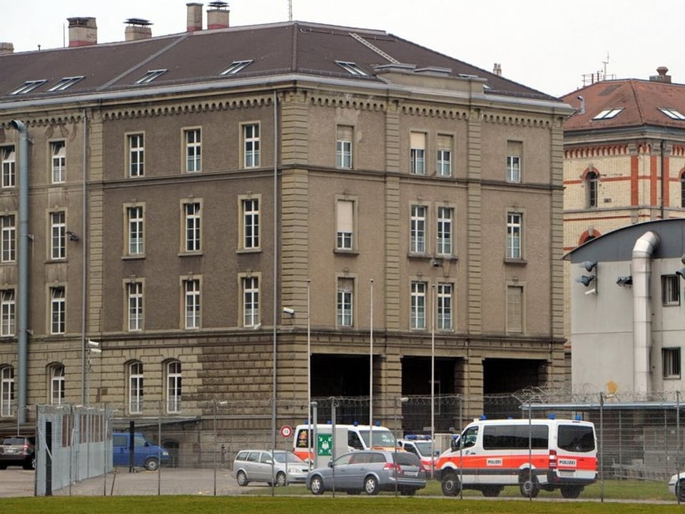 Gebäude der Kantonspolizei Zürich auf dem Kasernenareal