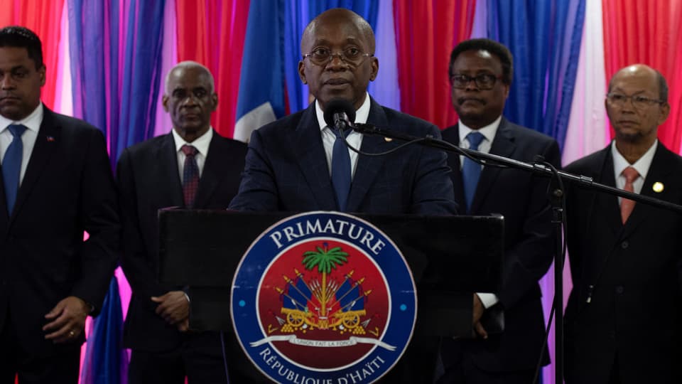 Haitis neuer Interimspremierminister Michel Patrick Boisvert spricht.