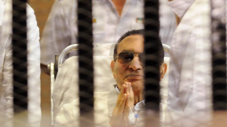Mubarak vor Gericht.