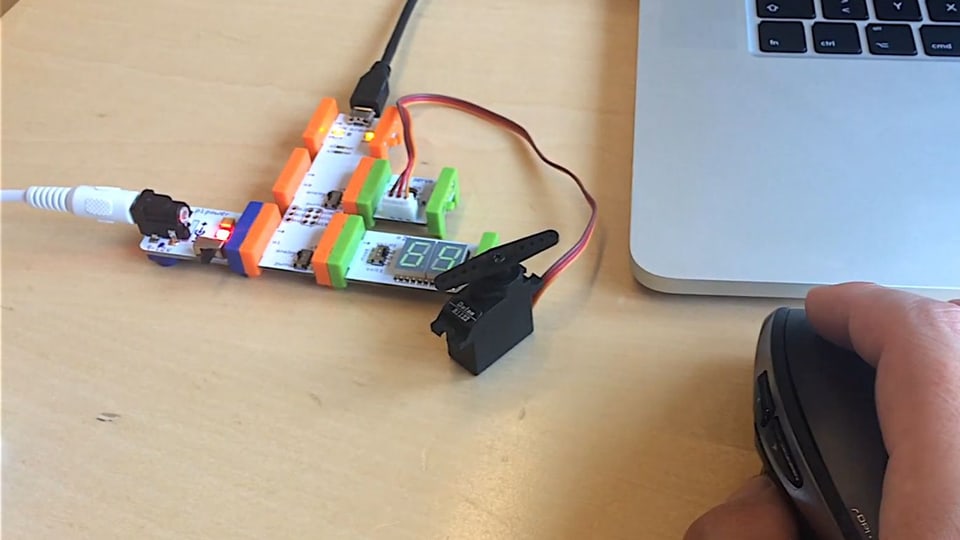 Arduino LittleBits in Action.
