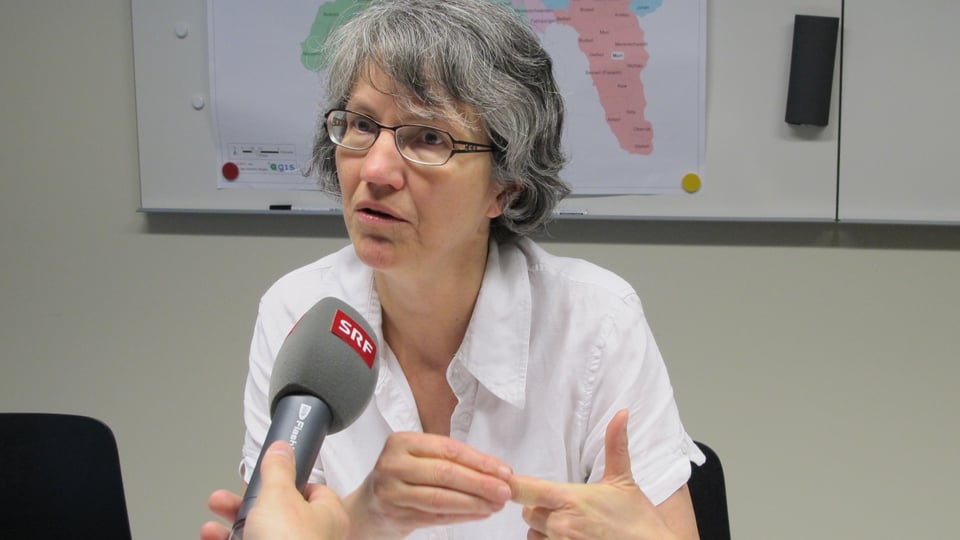 Barbara Cavelti, Leiterin Integration im Amt für Migration, erklärt gegenüber Radio SRF das neue Integrationsprogramm.