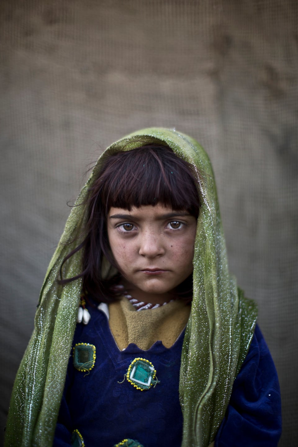 Porträt eines afghanischen Flüchtlingmädchens