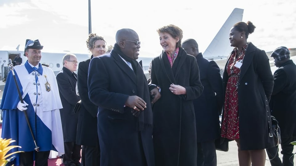 Social Distancing war noch nicht allgegenwärtig: Simonetta Sommaruga empfängt am 28. Februar 2020 Nana Addo Dankwa Akufo-Addo in der Schweiz.