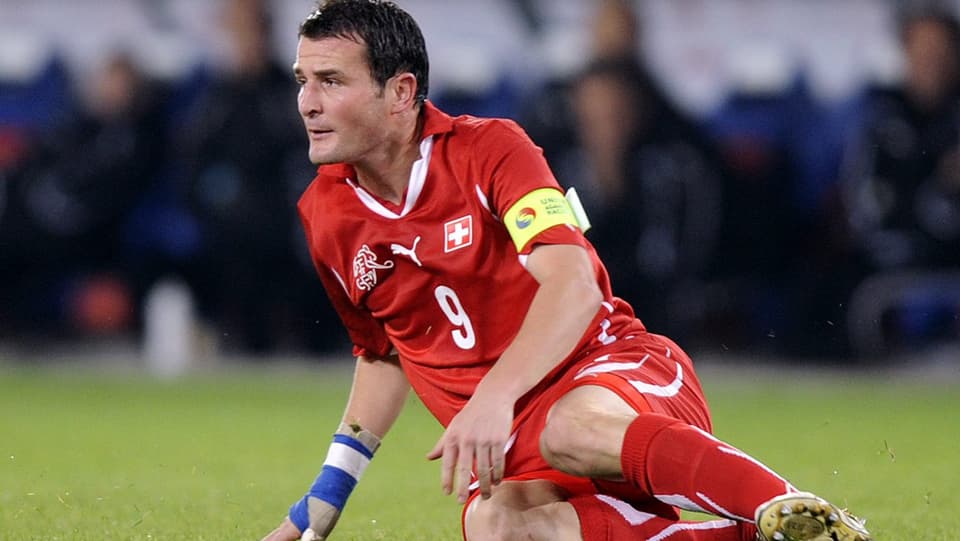 12. Oktober 2010: Alex Frei wird im WM-Quali-Spiel in Basel vom eigenen Publikum ausgepfiffen. 