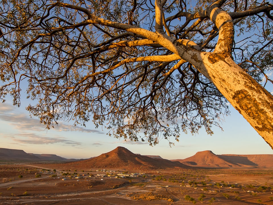 Steppe, Berge und jede Menge wilder Tiere. Für die Menschen in der namibischen Wüste ist die Natur das grösste Kapital.