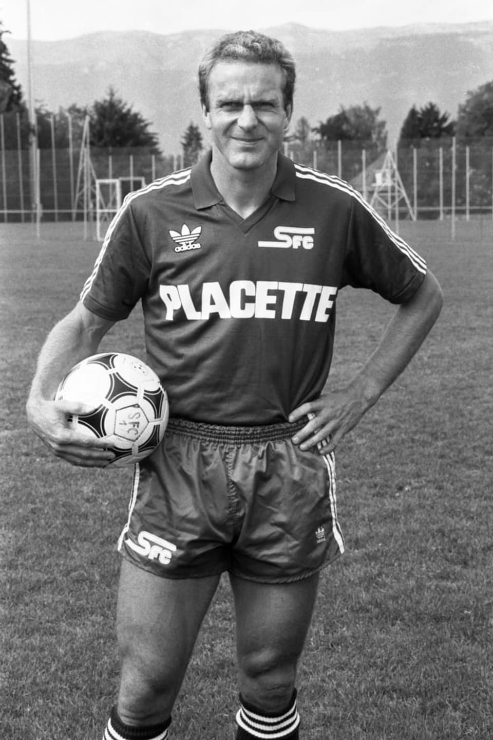 Karl-Heinz Rummenigge im Servette-Dress 1987