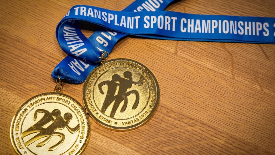 Zwei Medaillen von den Europameisterschaften der Transplantierten.