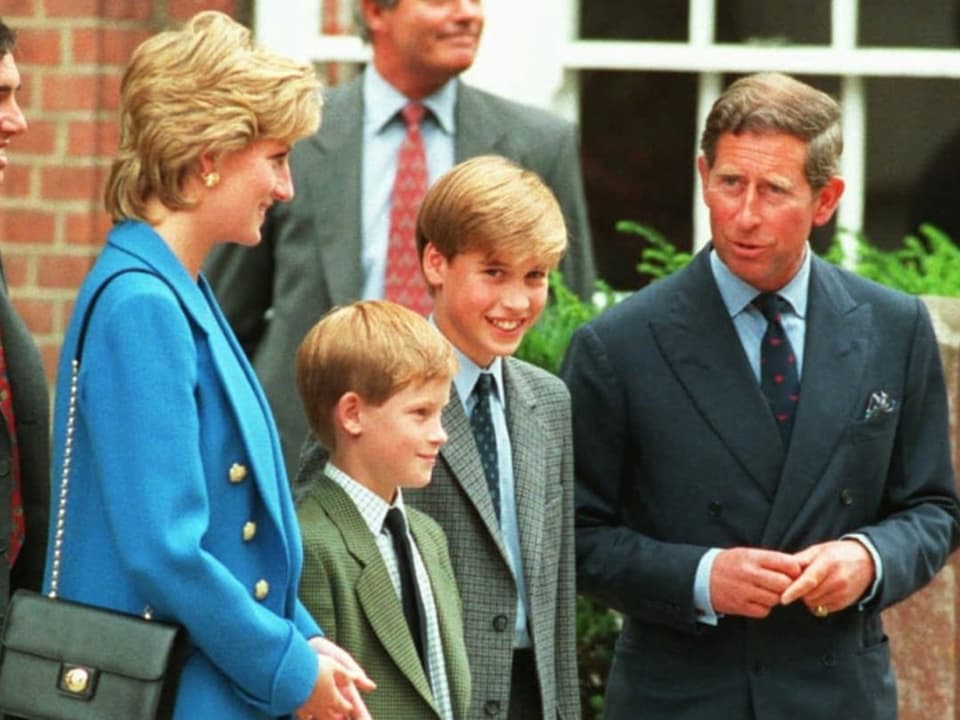 Diana mit Charles und ihren Söhnen.
