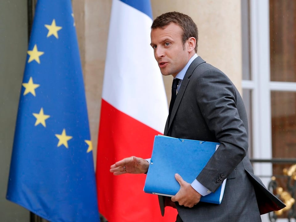 Macron auf dem Weg in den Elysée-Palast.