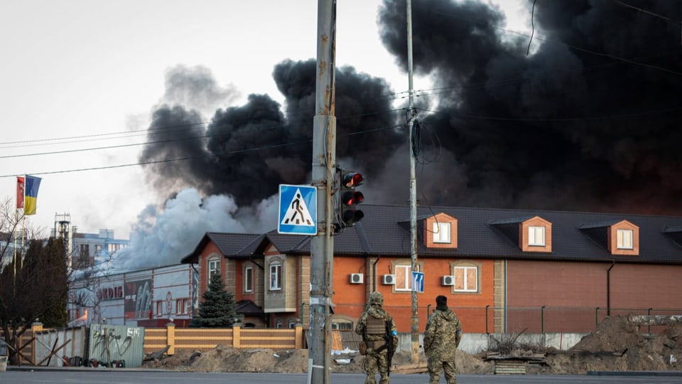 Am Freitag sind in der Nähe des Flughafens der westukrainischen Stadt Lwiw mehrere russische Raketen eingeschlagen.