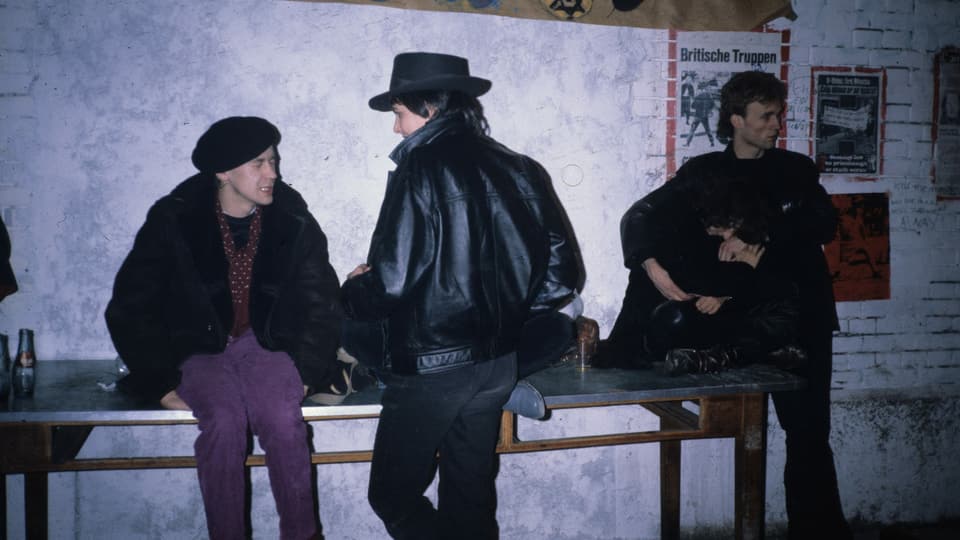 Die Nacht zum Tag gemacht: Jugendliche 1980 im Zürcher Autonomen Jugendzentrum AJZ