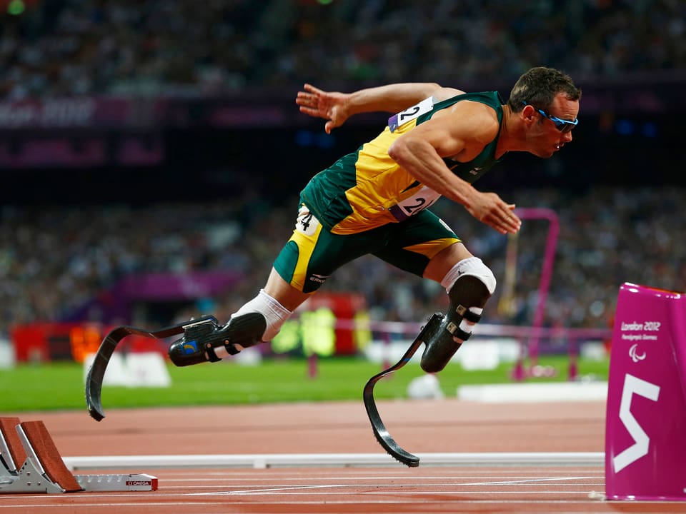 Pistorius sprintet mit auffälligen Beinprothesen