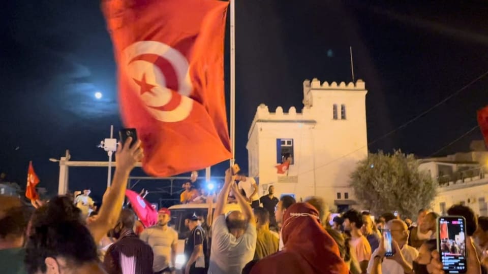 Zu sehen Feiern in Tunis.