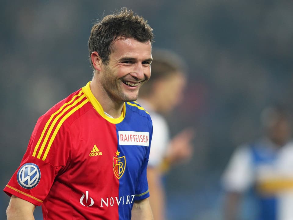 Nach 3 Saisons biem BVB holte der FC Basel 2009 seinen verlorenen Sohn zurück. Mit Basel gewann er dreimal die Meisterschaft (2010-2012) und wurde zweimal Cupsieger (2010 und 2012).