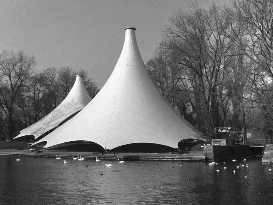 Zelthallen an der Phänomena 1984 in Zürich